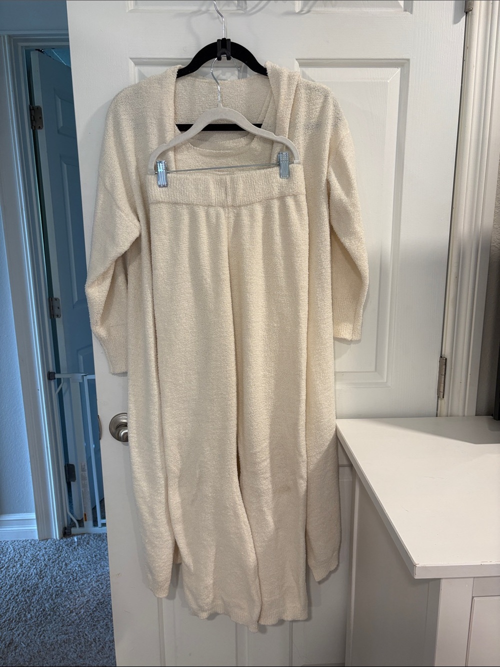 Amazon Cream Plush Loungewear Set Skims Cozy